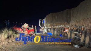 🚨 Colisão fatal na linha 128: Motorista morre após colisão violenta com caminhão em Ji-Paraná.